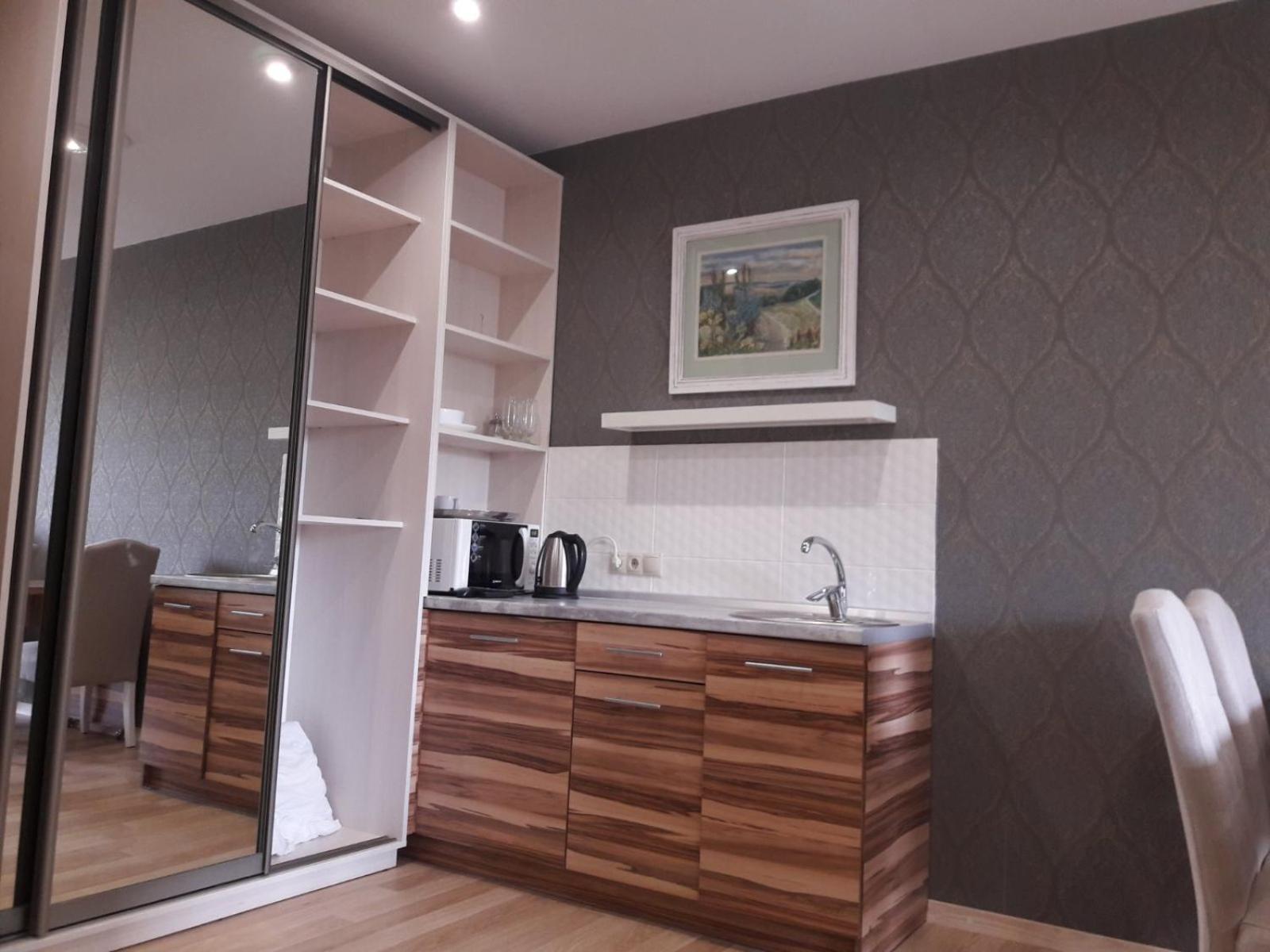 Mini Hotel On Demiivska 키예프 외부 사진