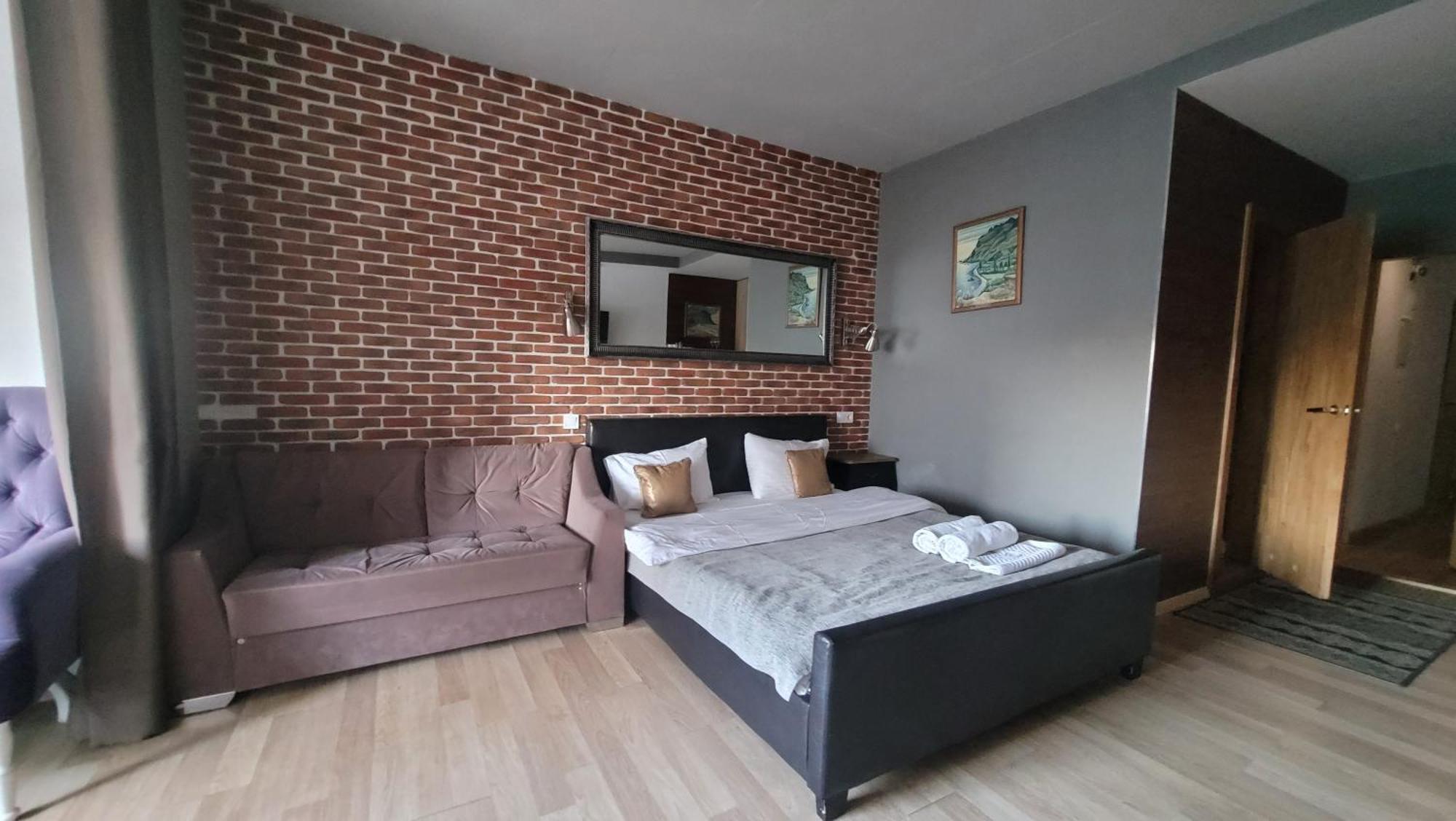 Mini Hotel On Demiivska 키예프 외부 사진