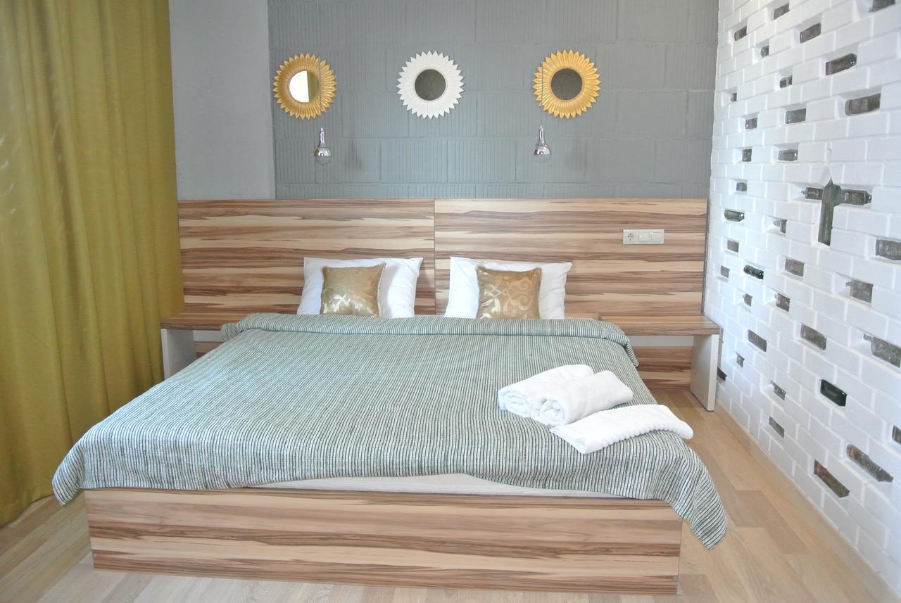 Mini Hotel On Demiivska 키예프 외부 사진